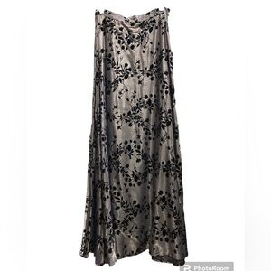 Ronni Nicole silver metallic skirt